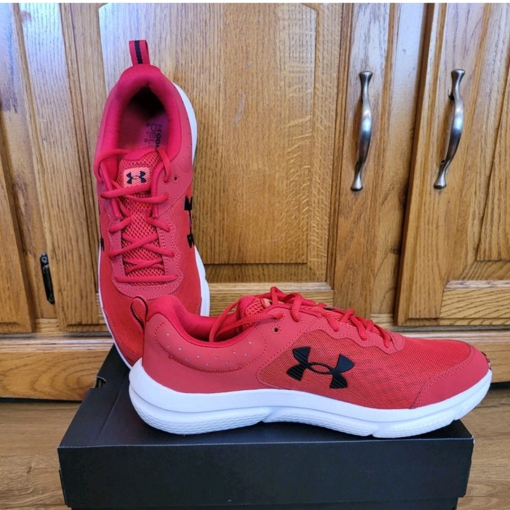 Under Armour Mens Size 11.5 UA Charged Assert 10 Red Athletic Shoe Sneaker NEW - Picture 3 of 10